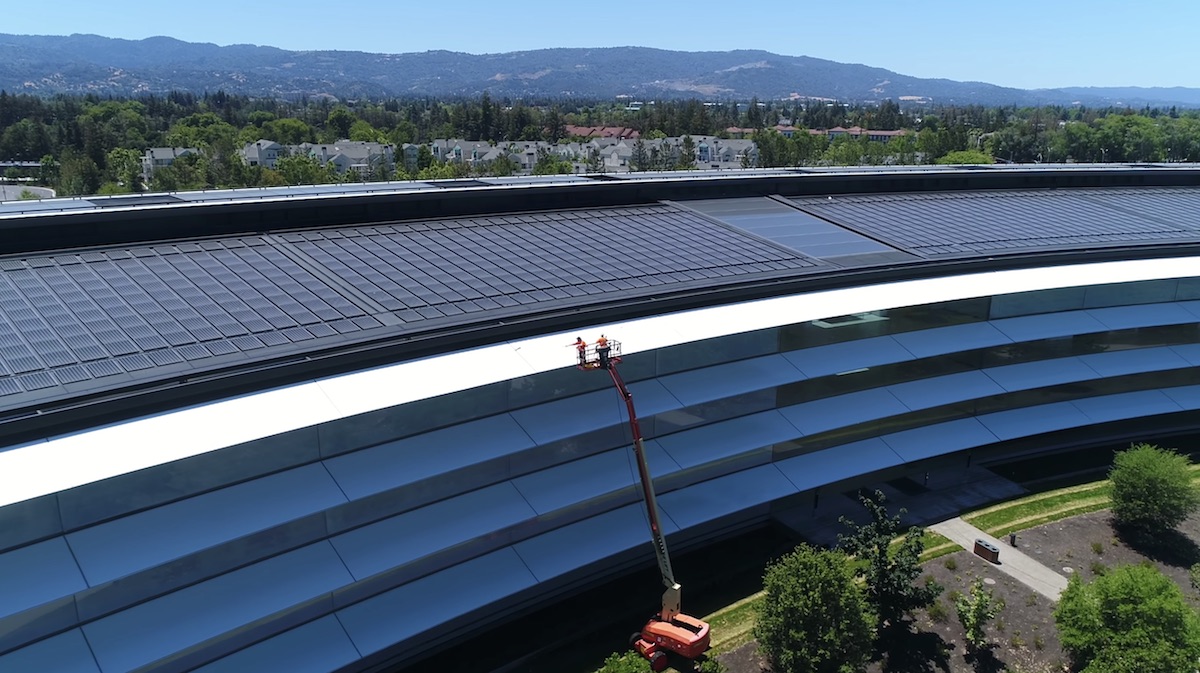 apple-park-drone-june-2018.jpg