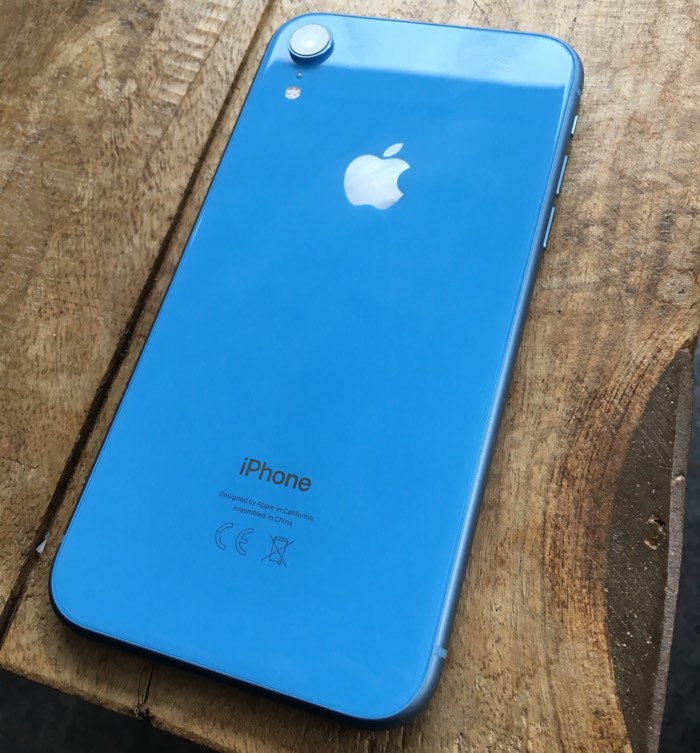 iphonexrbluetks.jpg