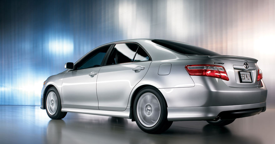 2009-toyota-camry-se-v6-pic-2586.jpeg
