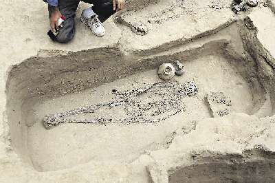 new_sican_tombs2.jpg