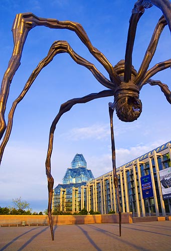 43641514.LouiseBourgeoissMaman20050521_10411.jpg