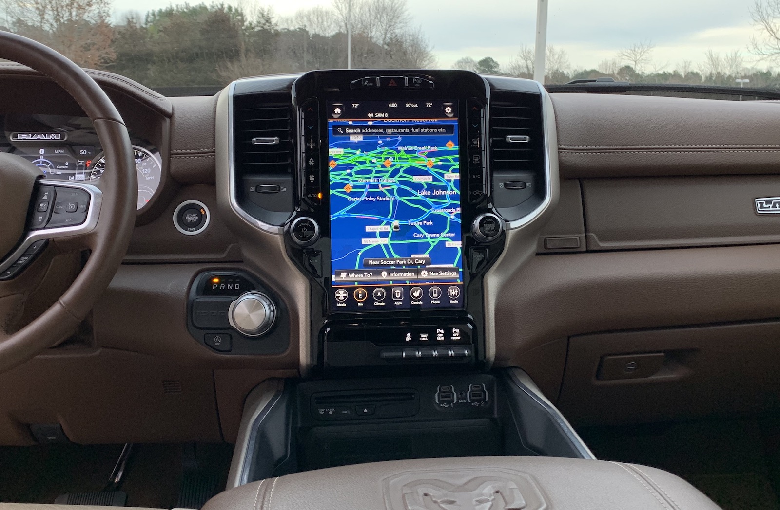 ram_1500_full_screen_nav.jpg