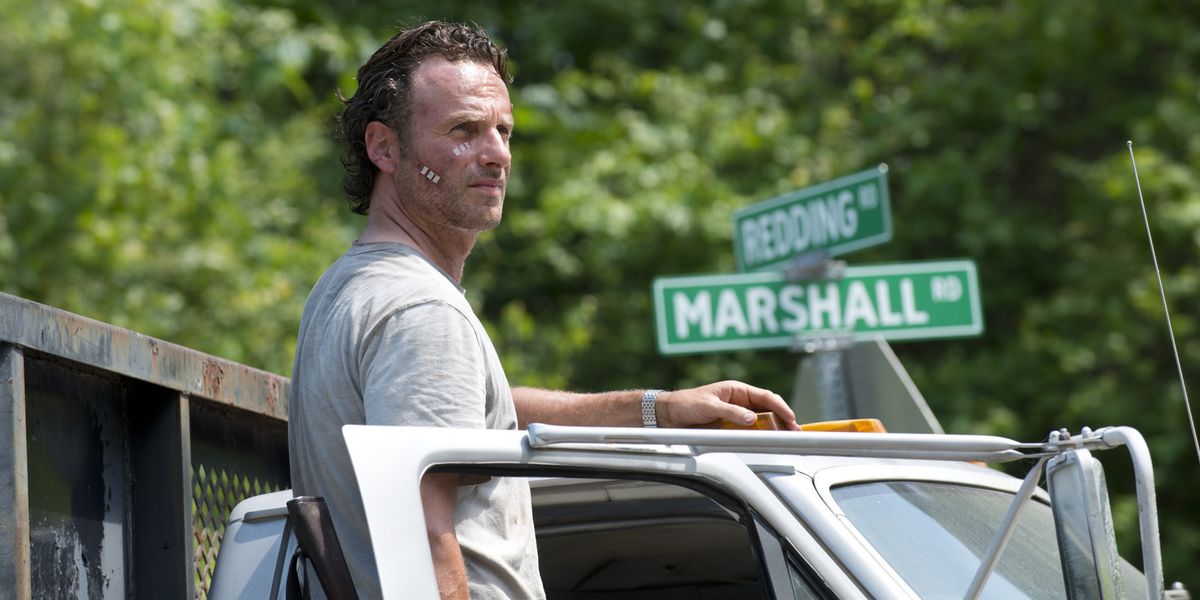 Andrew-Lincoln-in-The-Walking-Dead-Season-6-Episode-1.jpg