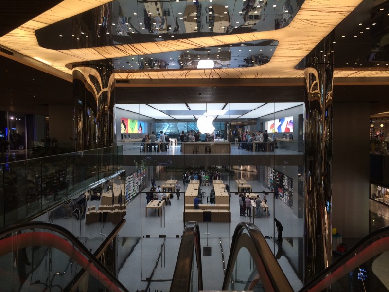 apple_turkish_store_extra_1-800x600.jpg