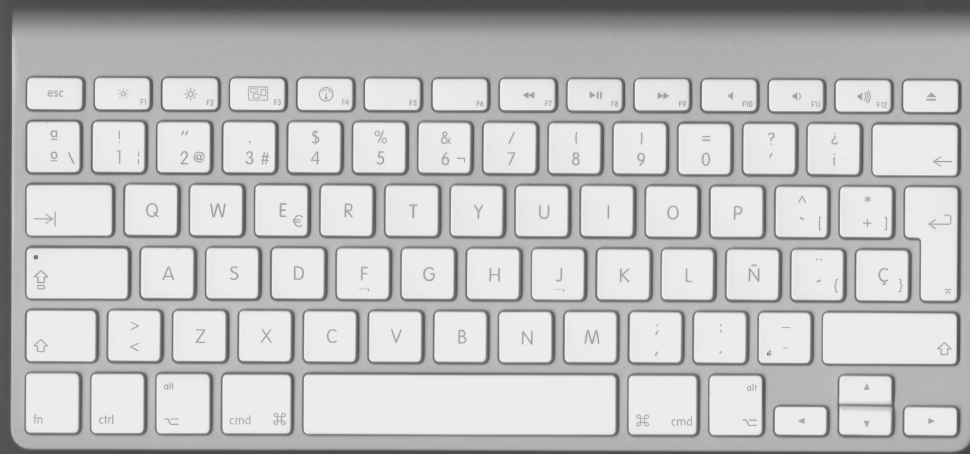 AppleSpanishWirelessSilverLarge.jpg