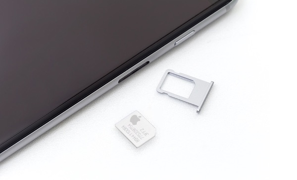 apple-sim-iphone.jpg