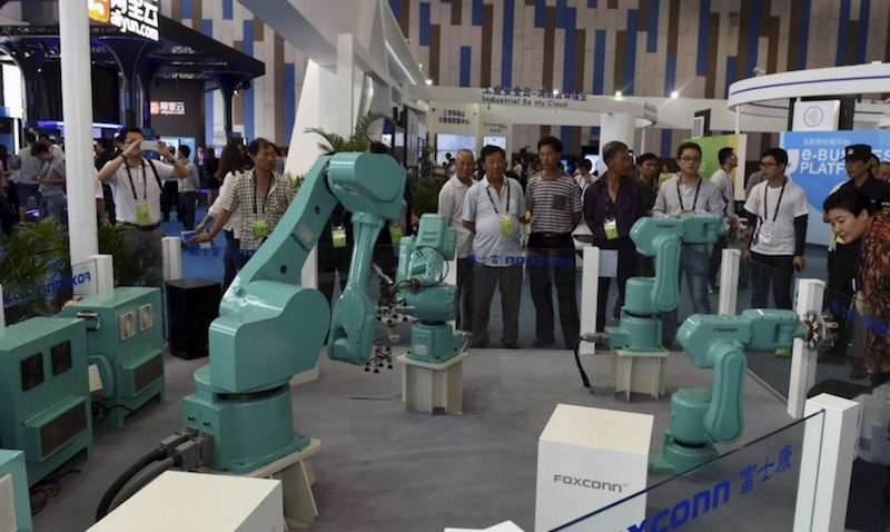 foxconn-foxbot-800x478.jpg