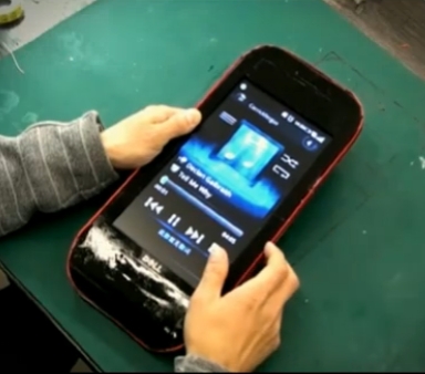 mini-10-phone-2.jpg