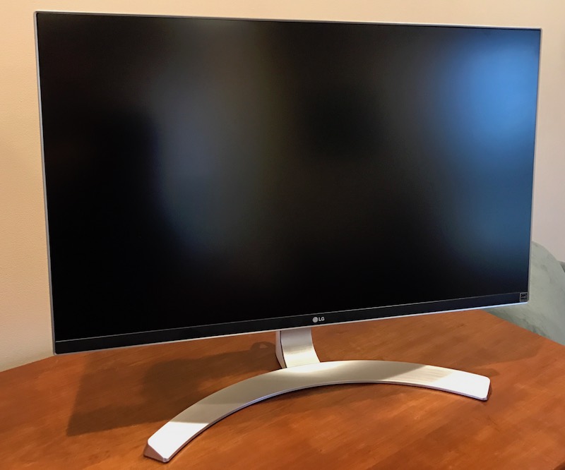 lg_27ud88.jpg