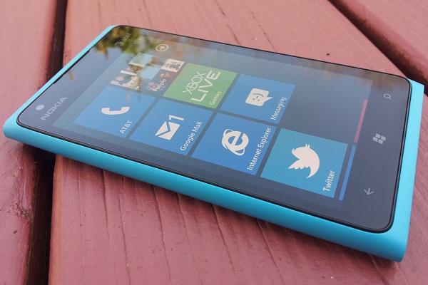 nokialumia900.jpg