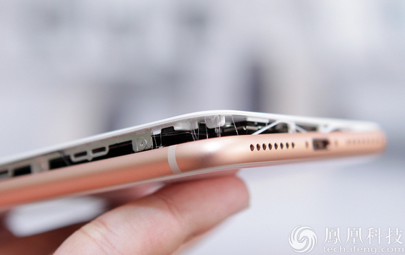 iphone-8-plus-battery-bursted-open.jpg