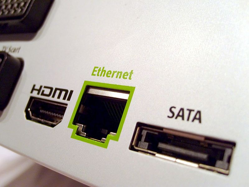 800px-Sky_HD_Box.jpg