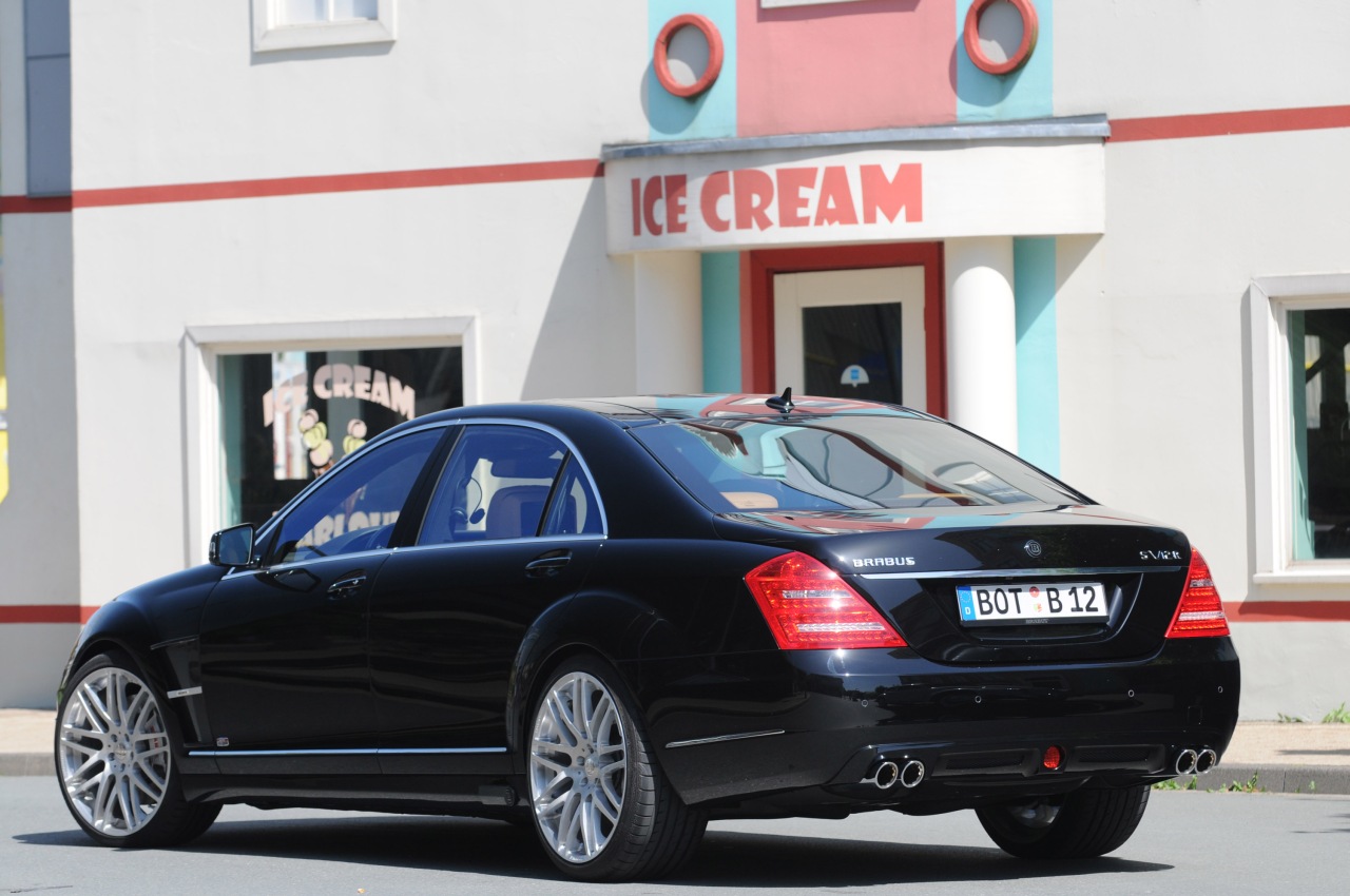 Brabus_iBusiness_006.jpg