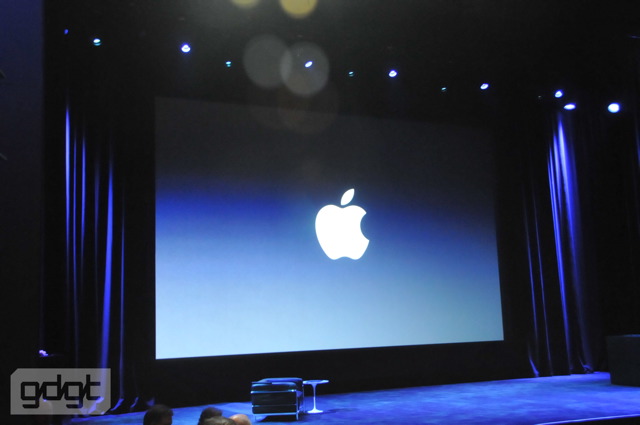 apple-tablet-keynote_001.jpg