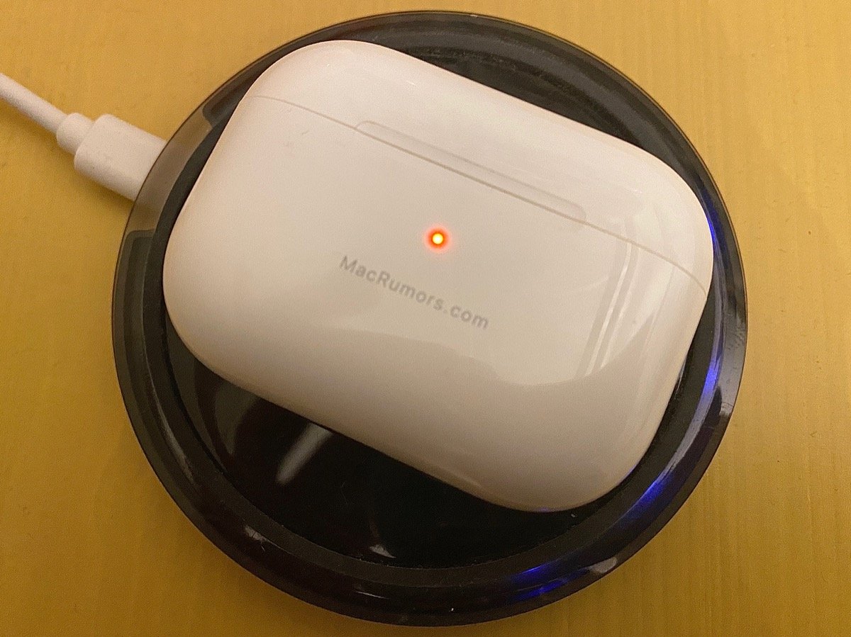 airpods-pro-case-wireless-charging.jpeg