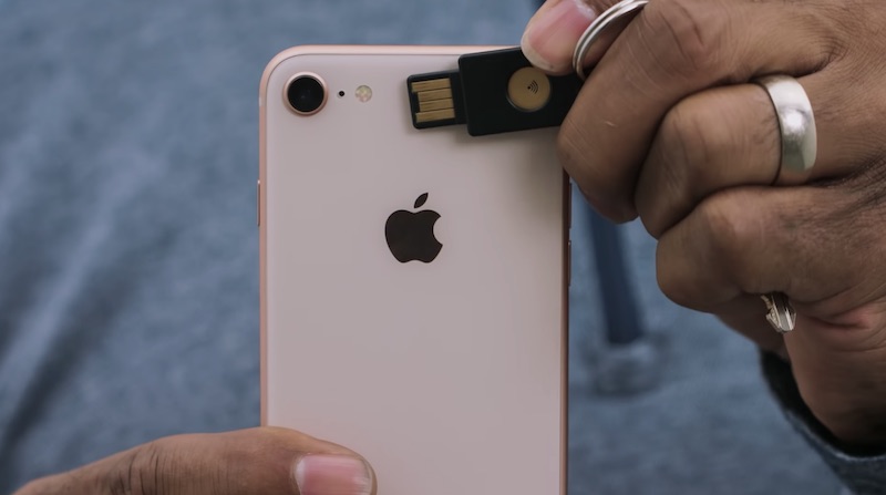 yubikey-neo-ios.jpg