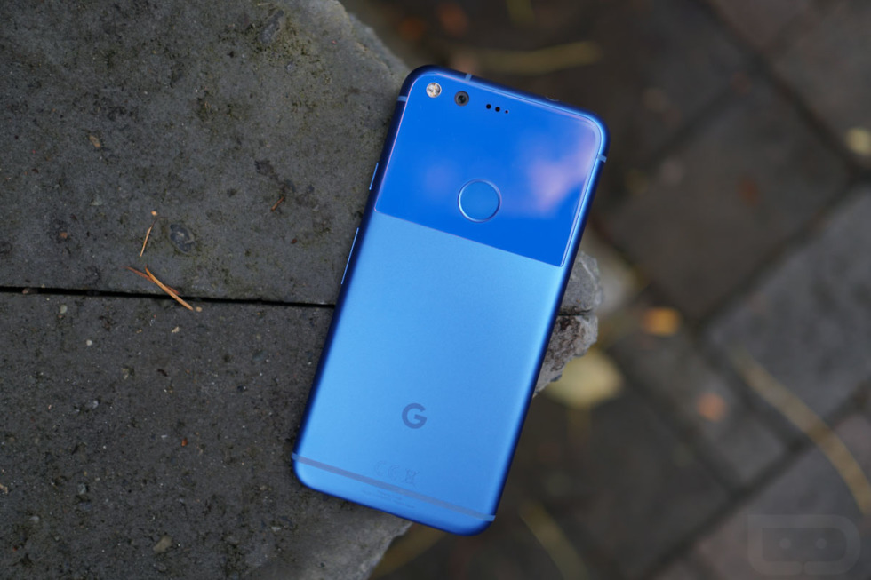 google-pixel-blue-4-980x653.jpg