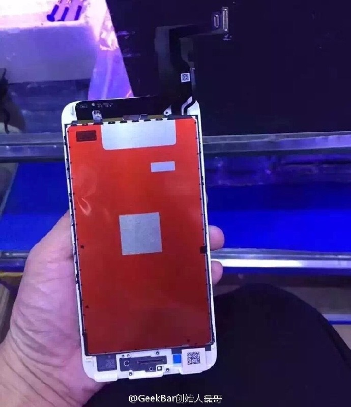 iphone_7_display_panel.jpg