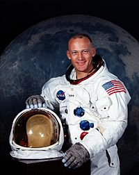 200px-Aldrin.jpg
