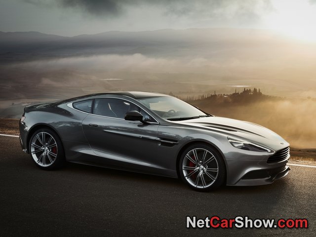 Aston_Martin-AM_310_Vanquish_2013_photo_01.jpg