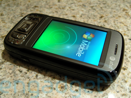 att-tilt-hands-on-07-sm.jpg