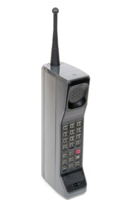 who-invented-the-cell-phone-1.jpg