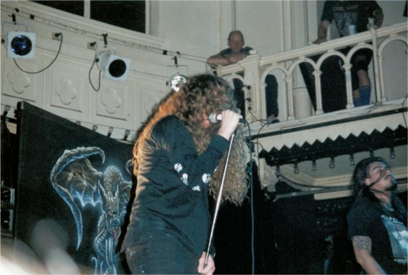 48697922.obi19921.jpg