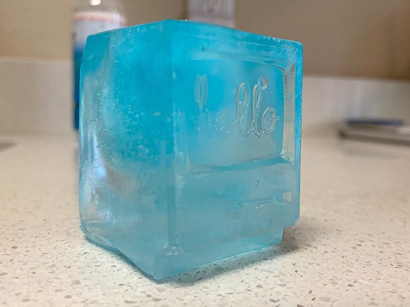 drinkdifferentcubeblue-800x600.jpg