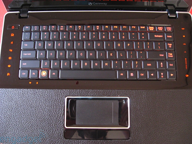 mc7803u02.jpg