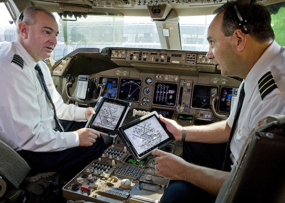 united_pilots_ipad-1.jpg