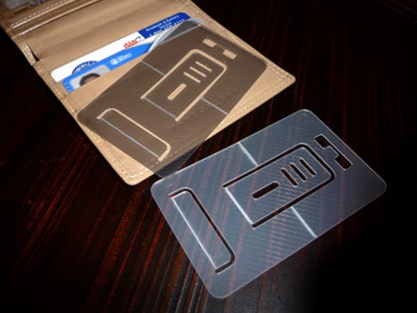 gogostand-iphone-stand_2.jpg