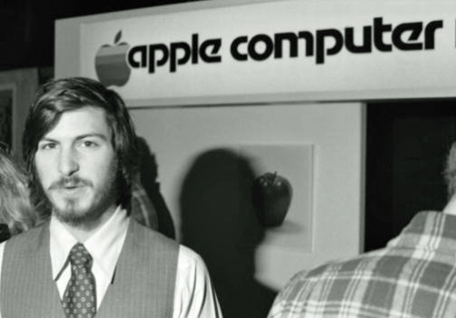 steve-jobs-1977-1.jpeg