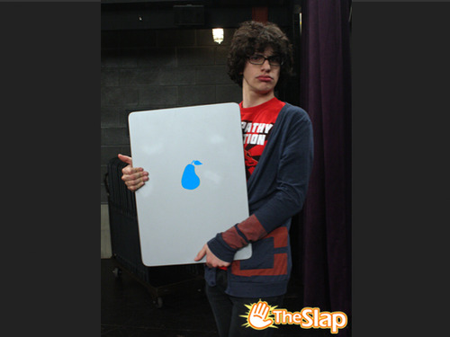 RobbiePearPad.jpg