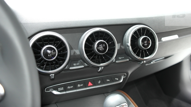 xl_Audi-TT-Cockpit-3-624.jpg
