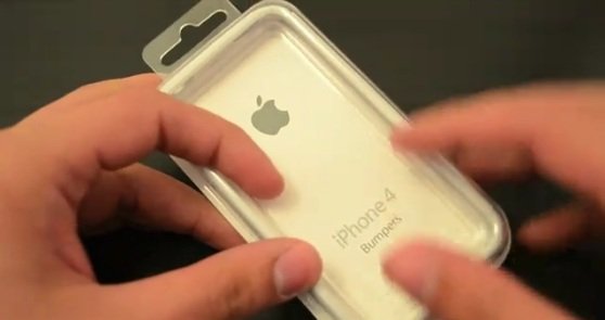 09_iphoneuniversalbumper.jpg