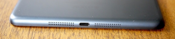 ipad_mini_stereo_speakers.jpg
