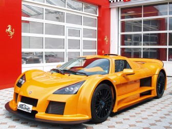gumpert_apollo_08102_0003_11_11_01.jpg