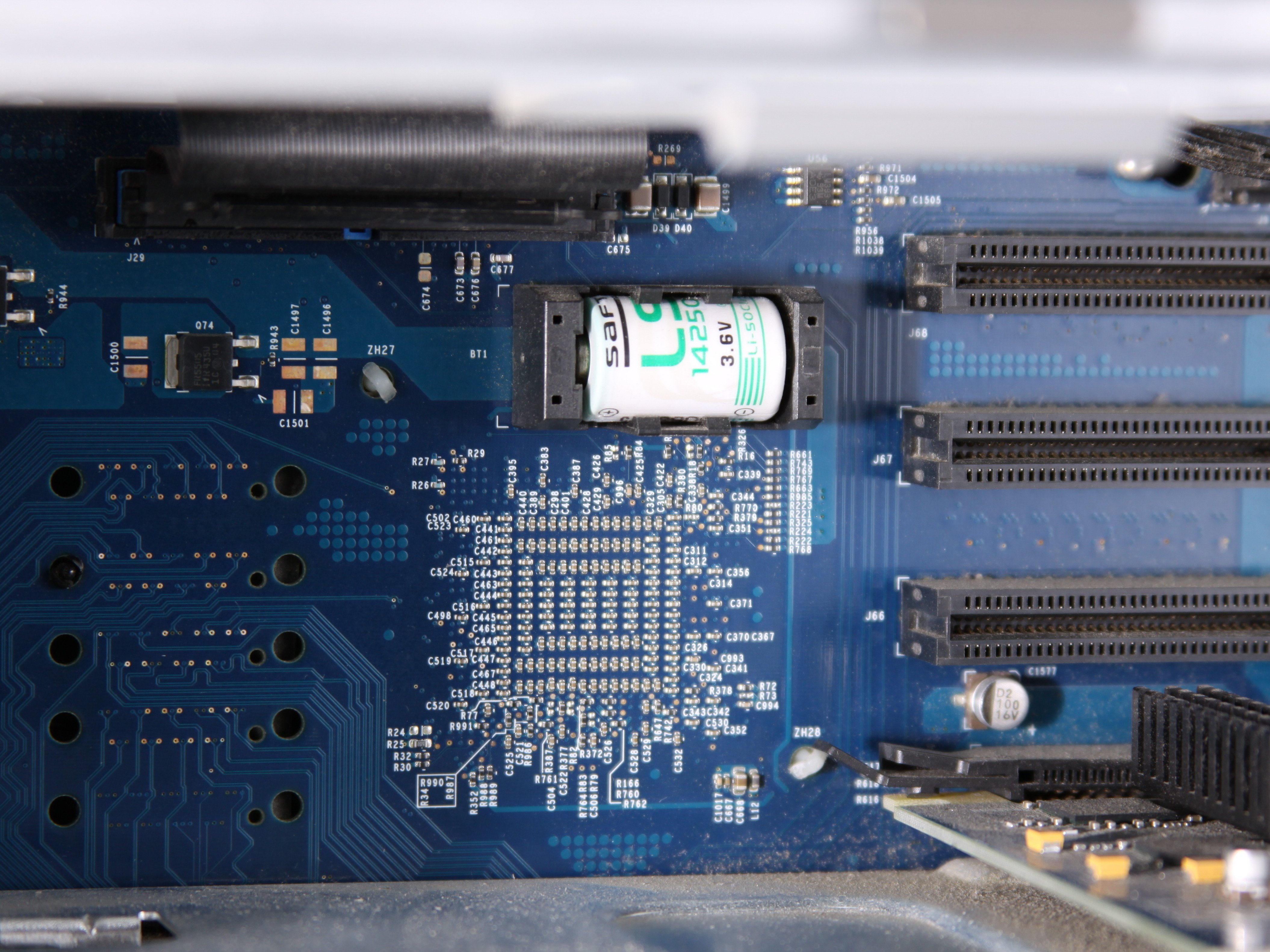 www.ifixit.com
