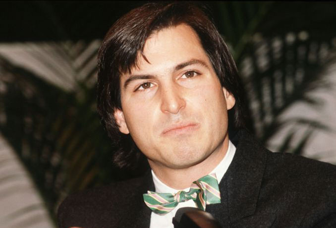 Steve-Jobs-with-Bow-tie.jpg