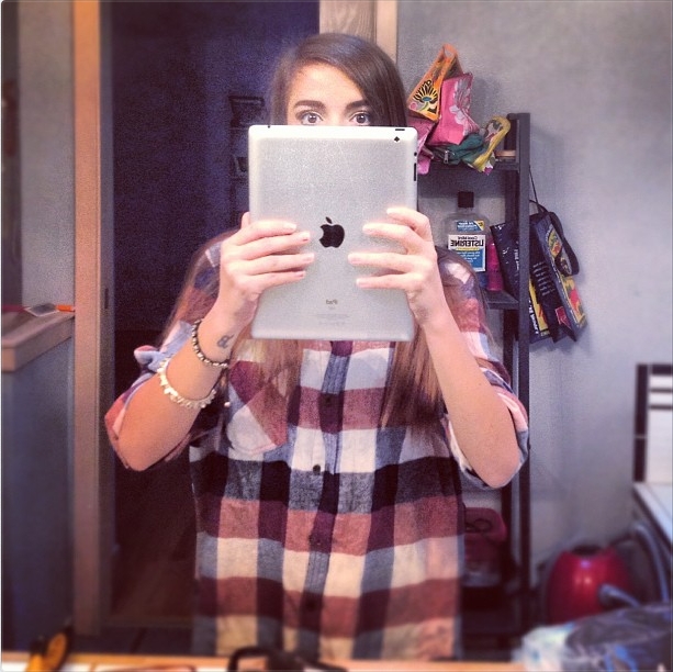 ipadselfiemirrorshot.jpg