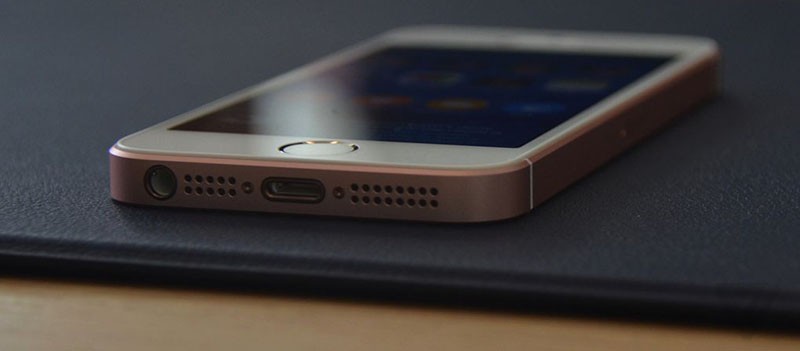 iPhone-SE-matte-800x351.jpg