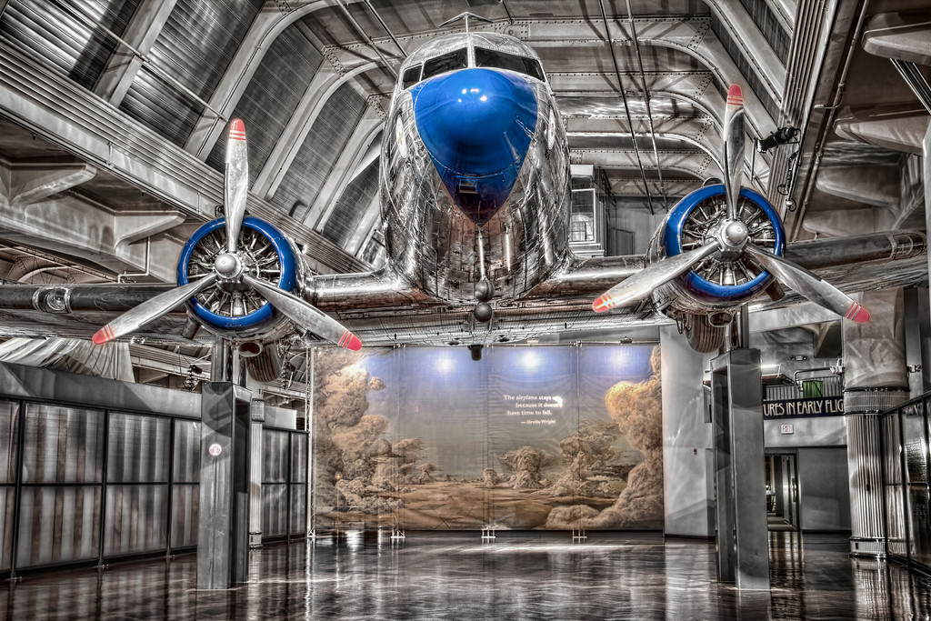 Douglas-DC-3-XL.jpg