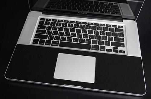 macbook-wrist-guard-2_1.jpg