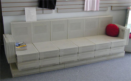 mac-20couch.jpg