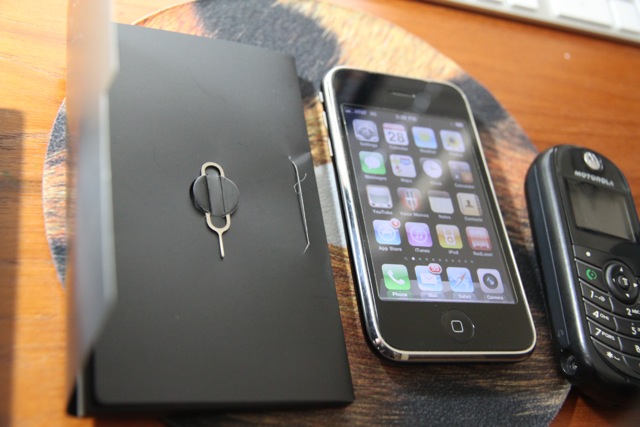 iphone-sim-tool.jpg