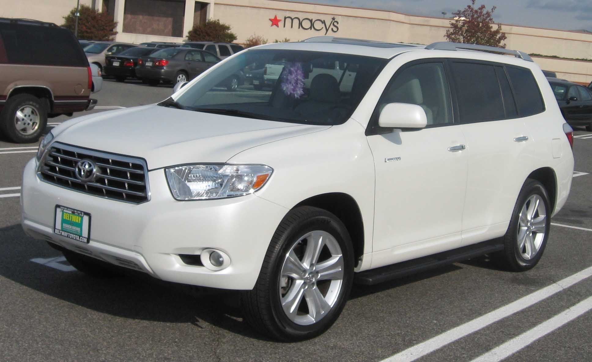 08_Toyota_Highlander_Limited.jpg