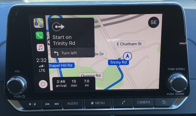 altima_carplay_maps.jpg