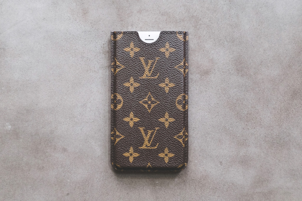 Louis Vuitton Logo Grey iPhone 6 Plus