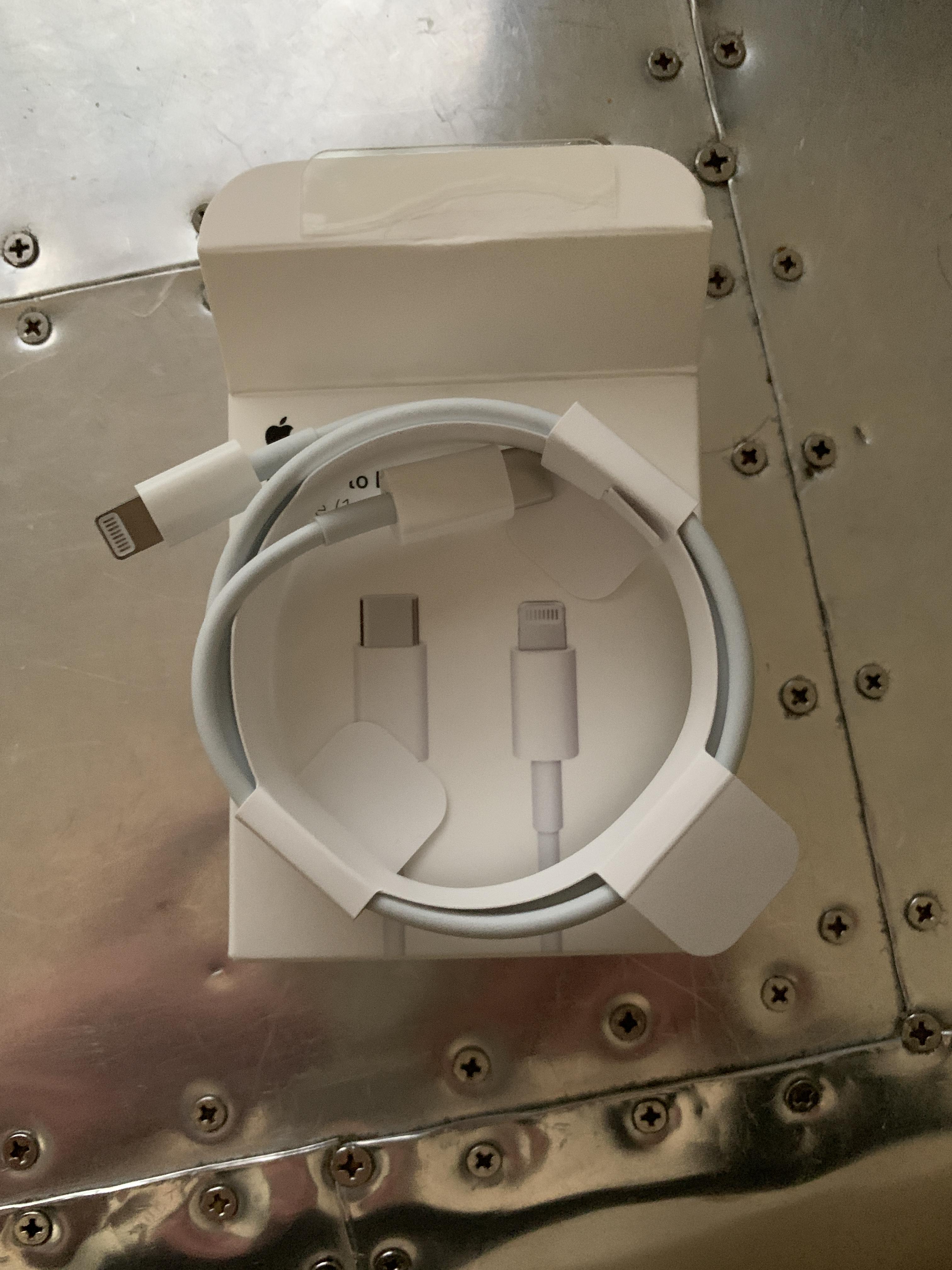 Uhdcm1A.jpg
