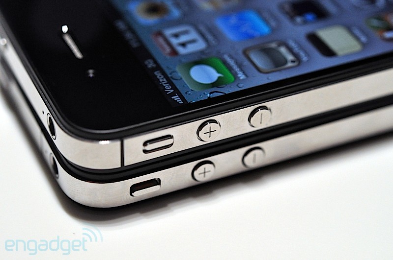 iphone-vzw-hands-dsc0560-rm-eng.jpg